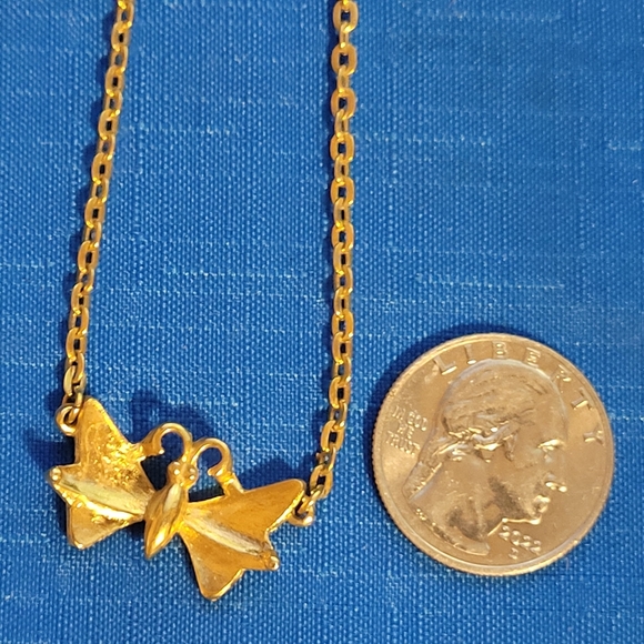 Goldtone Butterfly Necklace 16" Signed Accents By Hallmark - Picture 7 of 7